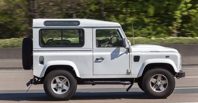 Land Rover Defender 90